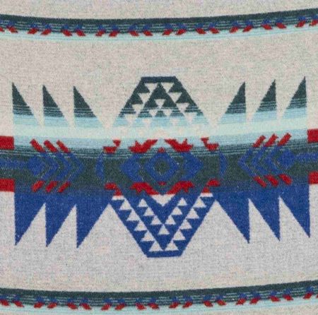 Art. Navajo Wool-Blend Blanket with fringes