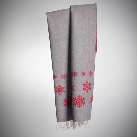Art. Snowing Wool-Blend Blanket with fringes