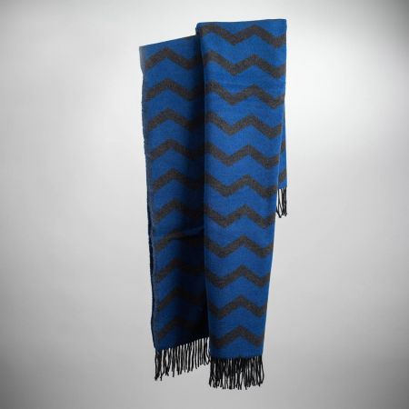 Art. Agnes Wool-Blend Blanket with fringes